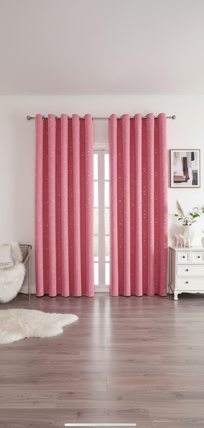 Chambre rideaux rose étoiles