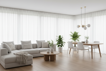 Living ouvert avec rideau blanc SERENA