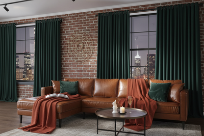 Loft sophistiqué avec rideaux velours VIRIDIAN vert foncé et anneaux