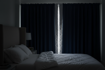 Rideau bleu marine matelassé chambre obscurité