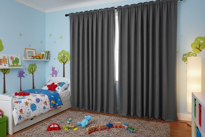 Rideau gris foncé chambre enfant
