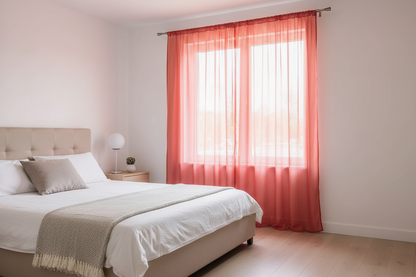 Rideau rouge voilage Tissaria - Chambre moderne minimaliste